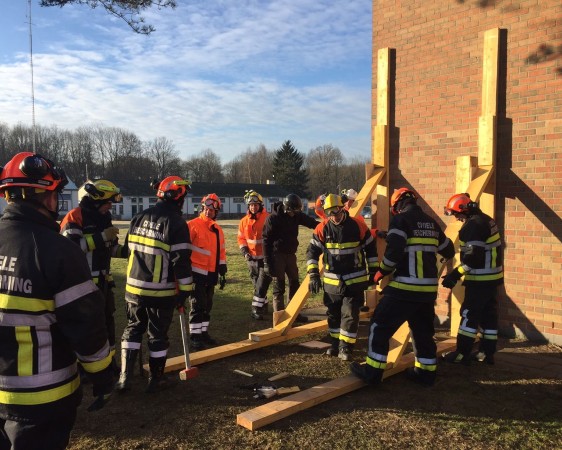 153 agents de la Protection civile formés au sauvetage de survivants